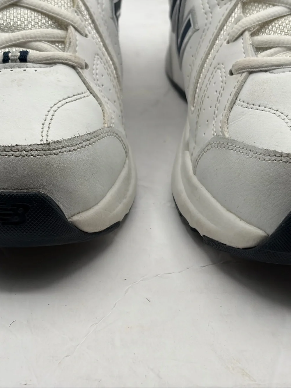 New Balance 608 V5 Men Size 10D Training Shoe Sneaker White Blue MX608WN5